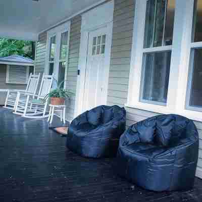 Spacious North Shore Bungalow @ Coolidge Park Others