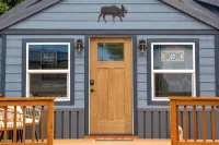 Railroad Retreat in Moose Pass – The Gandy Dancer