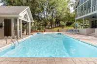 5000Sqft MassiveHome,5.5Bath,Pool,HotTub,Mins to CopperCreekTennis, Fort-Benning - Private Pools