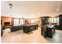 Beautiful Villa with Beach Access - 4 Sao