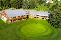 Golf, Outdoor Bar, Restaurant - The Forest Haven - Feriehus