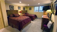 Remodeled Condo w/ FREE WiFi, Parking, Heated Pool, Hot Tubs, Skier Shuttles - balcony