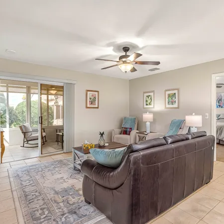 Great location between Sumter Landing/Spanish Springs. Golf cart included