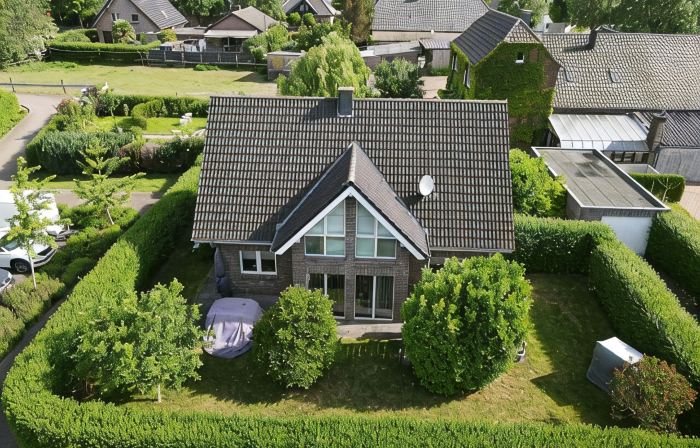Fantastic holiday home on the left Lower Rhine between the Rhine and Wisseler See