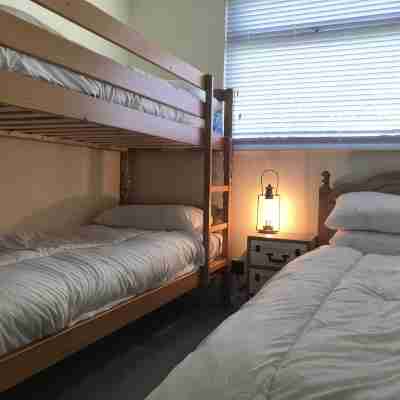 Cosy Self-Catering Chalet in Beautiful South Devon Rooms