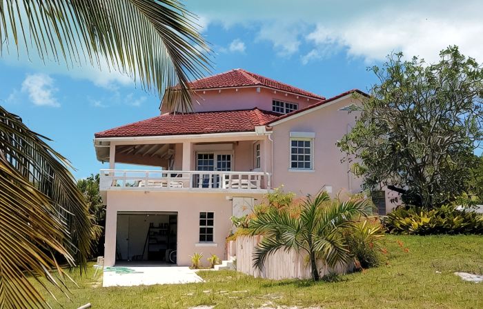 Private Waterfront  Home with 18 Sea Views - 2 Bed / 2Bath