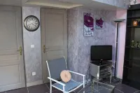 Les Oliviers de la Romarine - Homestays