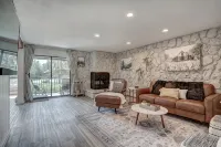 Luxurious Lakefront Haven - Prime Ski Access & Majestic Mountain Views!