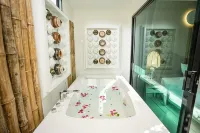 Rachabhura Hotel - Hot Tub