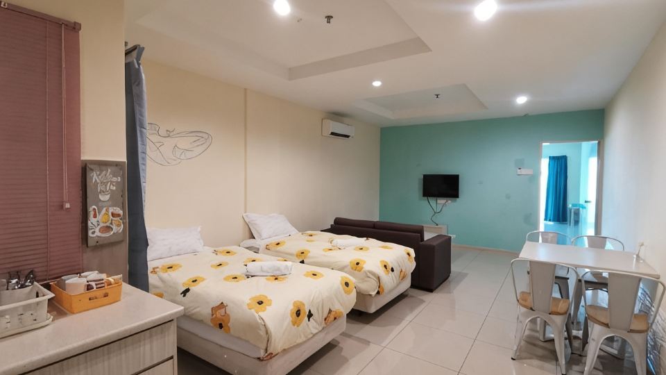 Peaceful 1-Bedroom Unit at Marina Island by JoMy Homestay