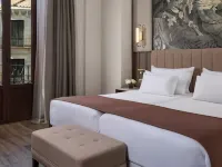 NH Collection Granada Victoria Hotels near Genil