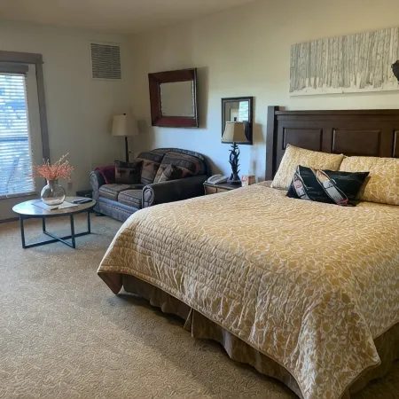 Double Suite, Hillside View