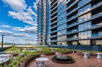 Modern Luxury 2B2B Sky Garden SmartTV - Apartments