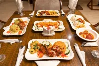 Golden Alpine Hotel and Resort - Bintang 3