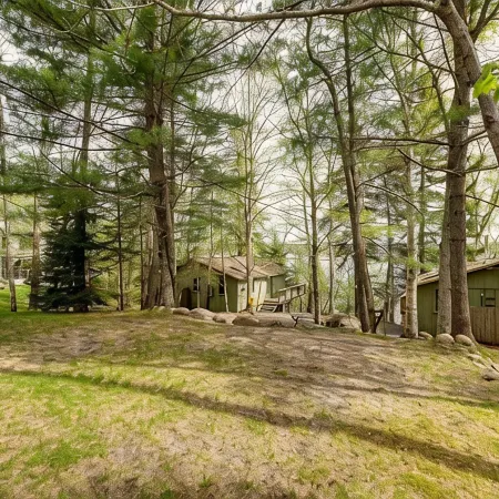 Spruce Chalet at Shore Haven, sleeps 5
