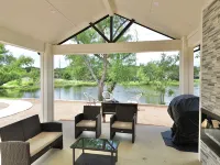 Peaceful Getaway in Granbury with Private Fishing & Gameroom - balcony