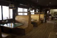 Daniels Summit Lodge