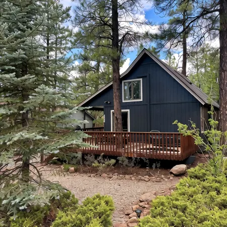 Charming Cabin close to Flagstaff, Sedona & Hiking