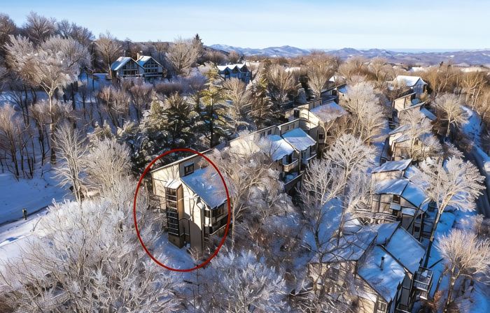 Mountain Getaway! Just 3 Minutes to Beech Mountain Resort with Winter Views!
