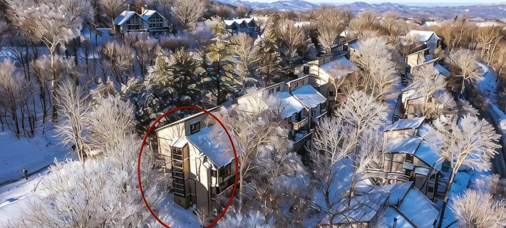 Mountain Getaway! Just 3 Minutes to Beech Mountain Resort with Winter Views! Hotels in Beech Mountain