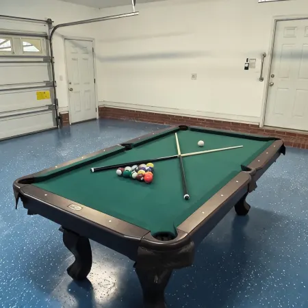 Large House with Ample Parking, Game Room, and 2 Living Rooms. Great for Groups.