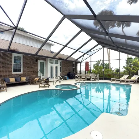 Otium Villa - Waterfront, intercoastal villa with a Spa-like feel.