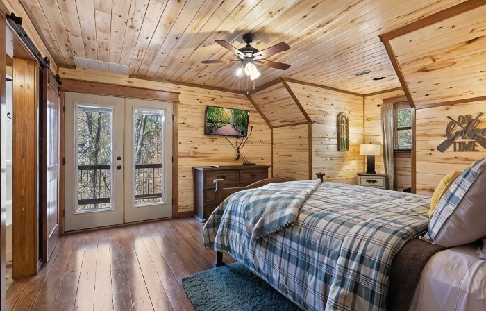 Copper Spa -Luxury Cabin w/ Steam Spa, Hot Tub - Sleeps 14