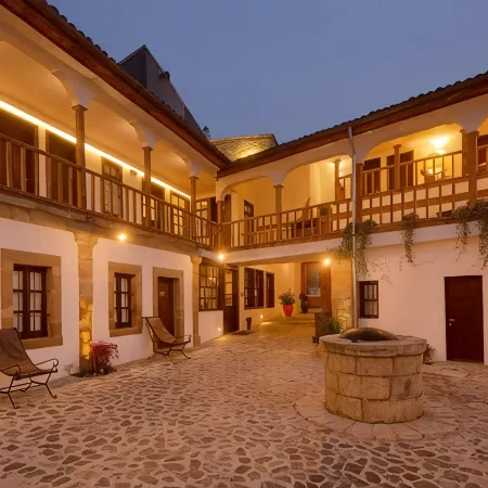 Hani I Pazarit Boutique Hotel Отели в г. Корча