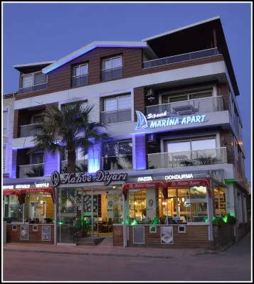 Sigacik Marina Apart Hotel - parking
