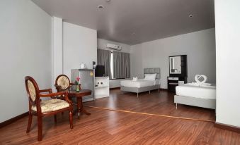 Chanthaburi Center
