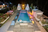 Costas De Liwa Bar & Beach Resort - Pools