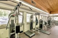 Tempe Lakes Vacation Special!  Heated Pool, Spa, Pickleball, Gym + Near ASU
