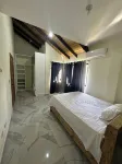 ático hermoso en el cuarto piso