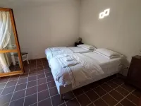 La Buganvilla: a cozy cottage with garden near the center of Sirolo - Wifi