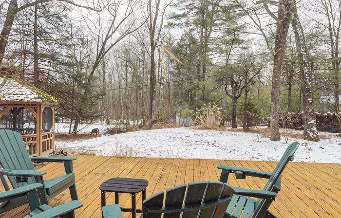 Black Pines A-Frame – A Cozy Catskills Retreat