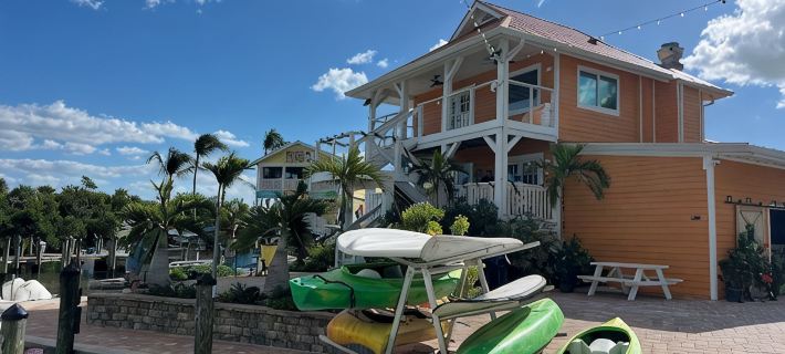 Pools, Kayaks, Tennis, Golf Cart & Both Island Clubs Included w/Boat Dock Option 卡普蒂瓦酒店