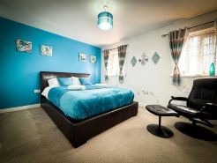 Spacious Modern Townhouse, Discounts on long stays!
