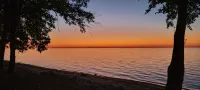 Luxemburg Beachfront Cottage – 120ft Private Beach - Country Houses