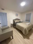 Newly Renovated Luxury 3-Bed 2-Bath Home with Easy Airport Access - Wi-Fi
