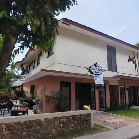 Coron Ecolodge