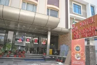 Hotel New Shradha - ห้องครัว