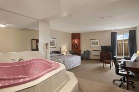 Travelodge by Wyndham Cambridge - Waterloo