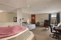 Travelodge by Wyndham Cambridge - Waterloo