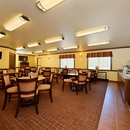 Yellowstone West Gate Hotel