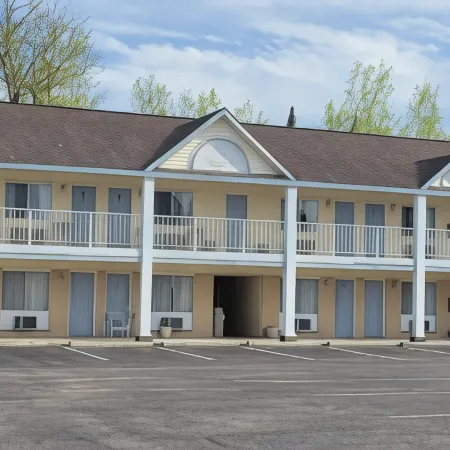 Thunderbird Inn of Mackinaw City Hotels in Cheboygan County