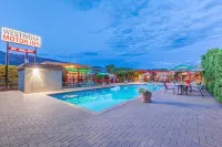 Westridge Motor Inn - balcony