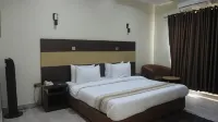 Caesar's Court Hotel and Suites - Gym