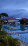 Danau Poso Resort - piscine