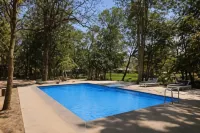 Tiger Trails Resort - Pools