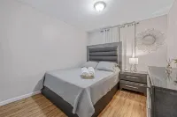 Private Apartment on River Ave. close to main st - Apartments
